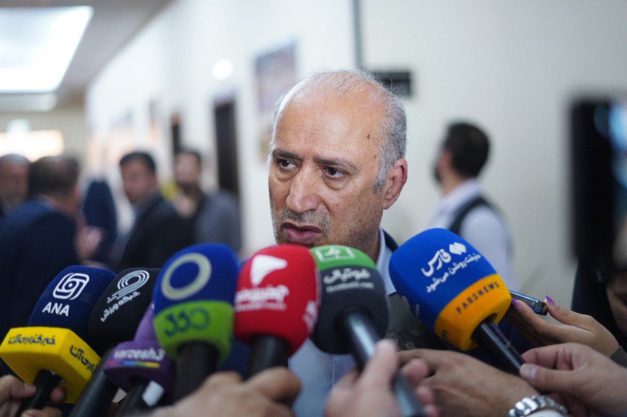 تاج: شاید برخی از باشگاه های مهم نتوانند مجوز حرفه ای بگیرند