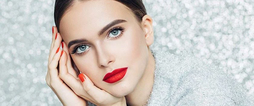 بهترین رنگ لب برای پوست روشن